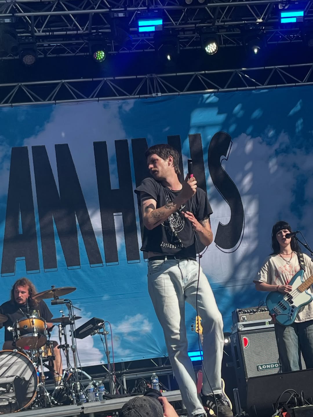 Tramhaus en concert au Cabaret Vert, groupe de post-punk originaire de Rotterdam.