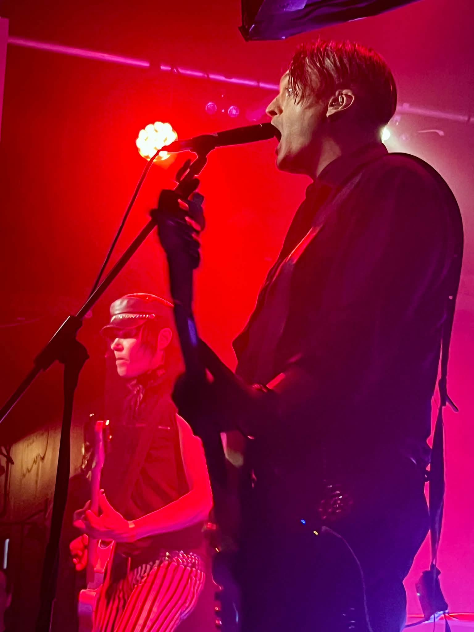 Then Comes Silence en concert au Chinois à Montreuil